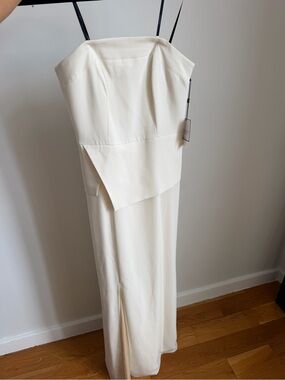 NEW Laundry By Shelli Segal Ivory Strapless Formal Gown with Detachable Straps
